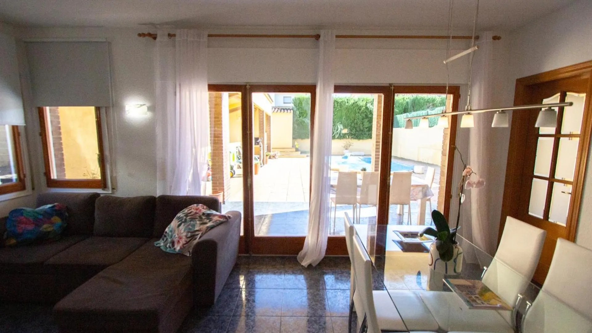 Catalunya Casas Off The Beaten Path Oasis Near Lake! Usall 0*,  Spain
